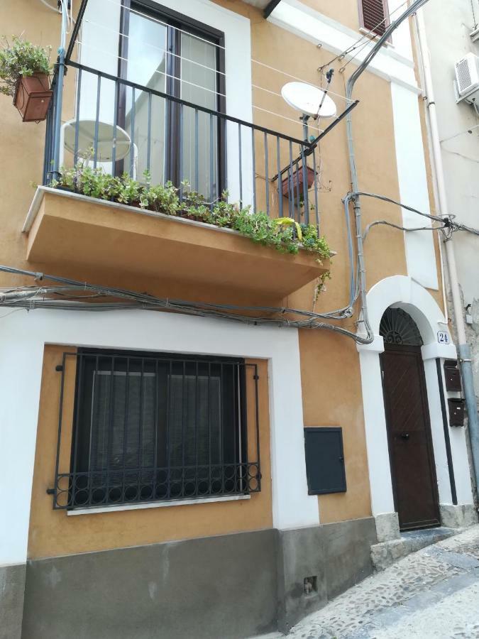 Ferienwohnung Amendola24 Cefalù Exterior foto