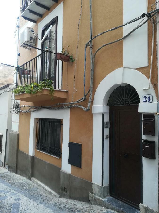 Ferienwohnung Amendola24 Cefalù Exterior foto